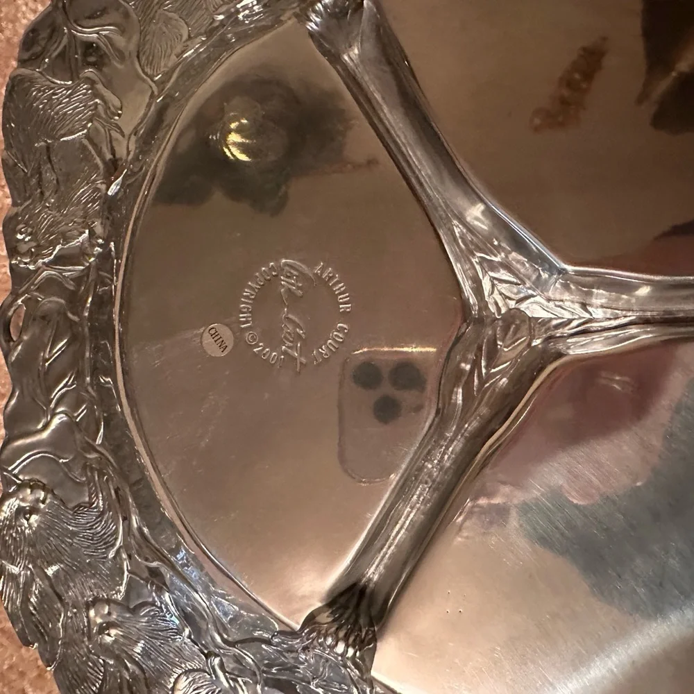 Arthur Court 2001 Rabbit Divided Tray - Picture 2 of 2